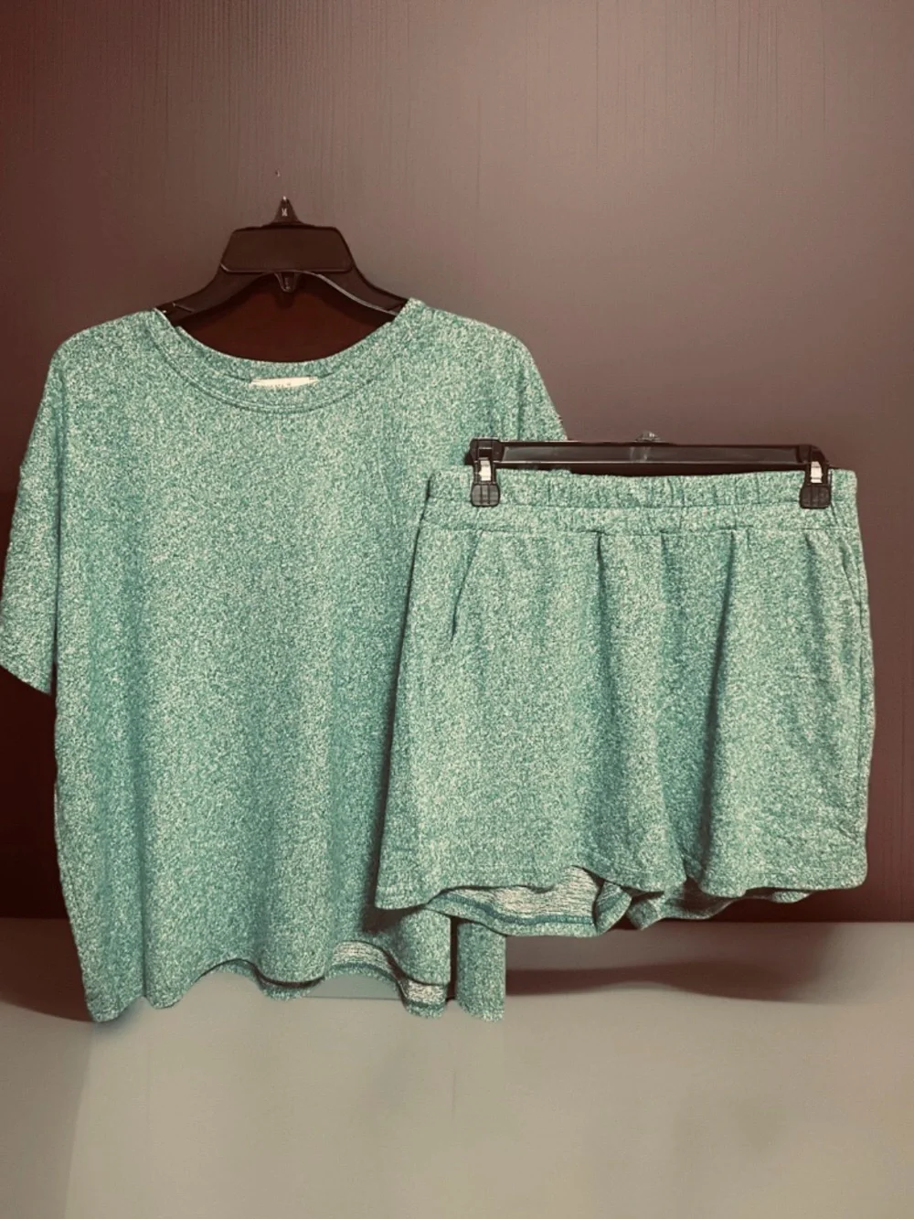 Zenana Outfitters Soft Green Melange Relaxed Short Sleeve Tee - Picture 2 of 3